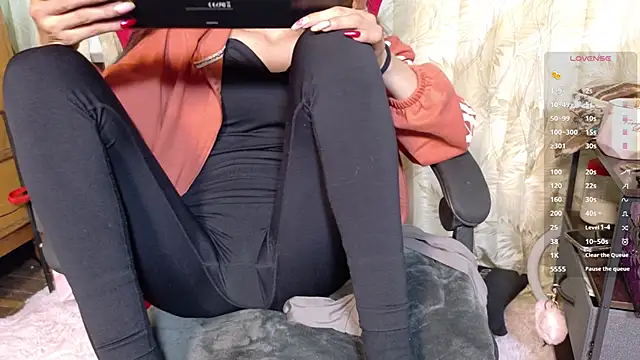 sweetdam12 online show from January 17, 7:50 pm