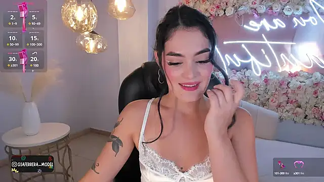 Snapshot of GiaFerrara chatting on January 29, 3:22 am GiaFerrara online show from January 29, 3:22 am