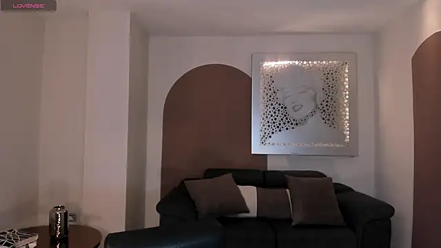 Snapshot of GiaFerrara chatting on March 4, 7:11 pm GiaFerrara online show from March 4, 7:11 pm