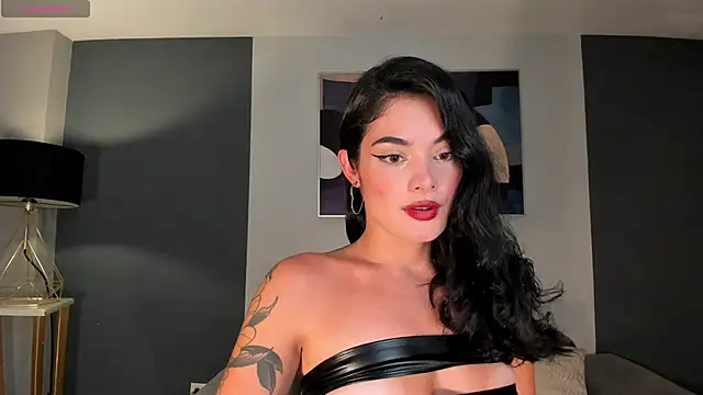 Snapshot of GiaFerrara chatting on March 16, 11:57 pm GiaFerrara online show from March 16, 11:57 pm