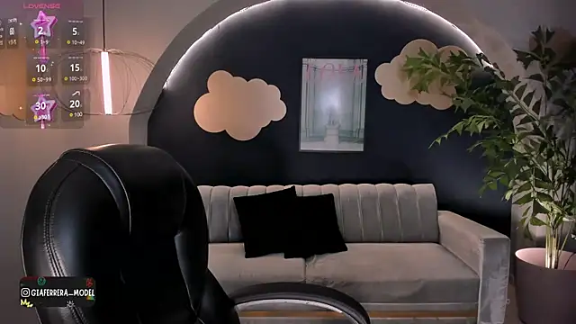 Snapshot of GiaFerrara chatting on March 19, 7:17 pm GiaFerrara online show from March 19, 7:17 pm