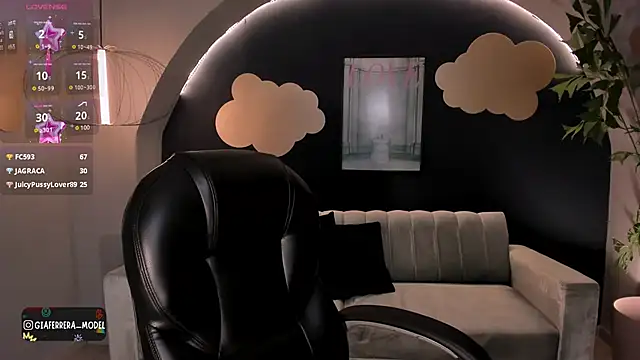 Snapshot of GiaFerrara chatting on March 20, 10:29 pm GiaFerrara online show from March 20, 10:29 pm