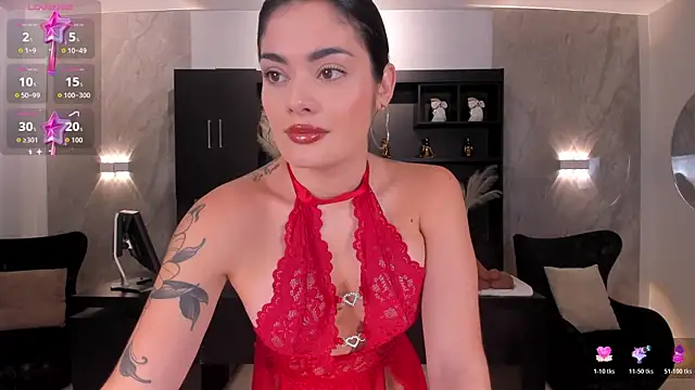 Snapshot of GiaFerrara chatting on November 12, 7:35 pm GiaFerrara online show from November 12, 7:35 pm