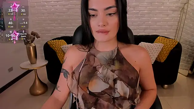 Snapshot of GiaFerrara chatting on November 19, 7:25 pm GiaFerrara online show from November 19, 7:25 pm