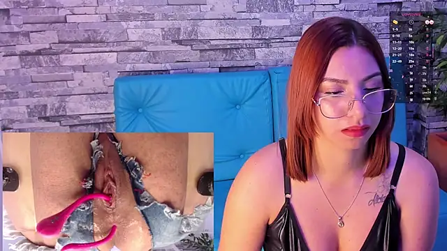 Snapshot of CamilaVegas_ chatting on March 1, 2:44 pm CamilaVegas online show from March 1, 2:44 pm
