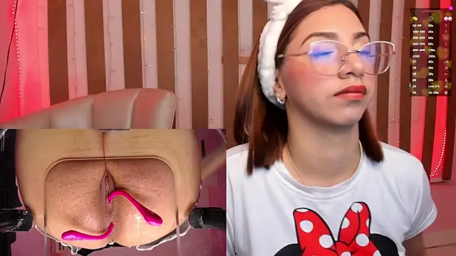 Snapshot of CamilaVegas_ chatting on March 4, 1:49 pm CamilaVegas online show from March 4, 1:49 pm