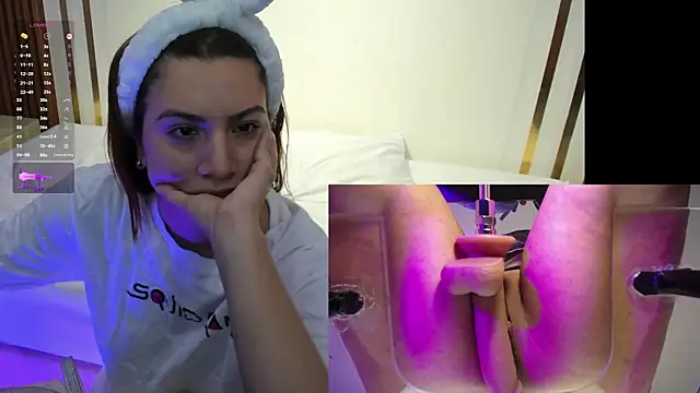 Snapshot of CamilaVegas_ chatting on December 5, 2:25 pm CamilaVegas online show from December 5, 2:25 pm