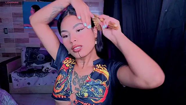 Dolcee zoe online show from April 23, 11:07 pm