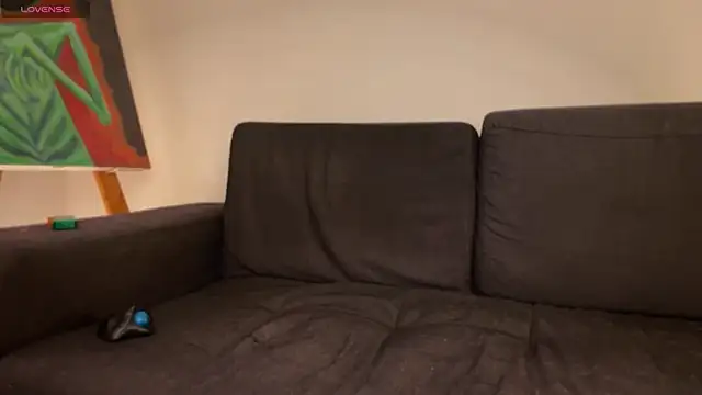 Snapshot of TheLeinad_Live chatting on October 21, 6:03 am TheLeinad Live online show from October 21, 6:03 am