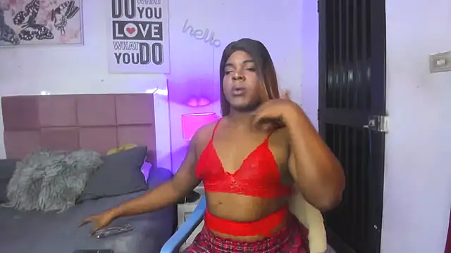 Snapshot of Alexa_paytom1 chatting on December 18, 3:45 am Alexa paytom1 online show from December 18, 3:45 am