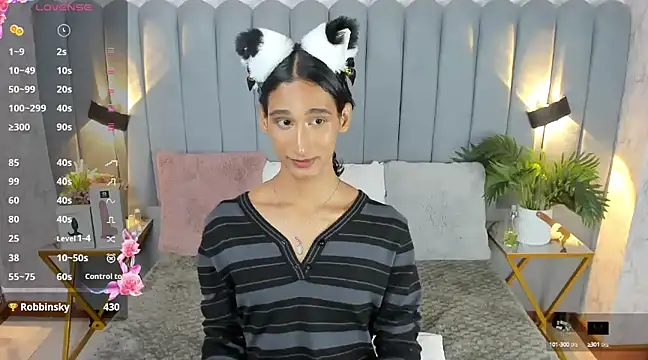 Snapshot of skyyfoxpraga chatting on January 17, 10:23 pm skyyfoxpraga online show from January 17, 10:23 pm