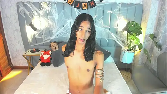 Snapshot of skyyfoxpraga chatting on October 23, 1:10 pm skyyfoxpraga online show from October 23, 1:10 pm