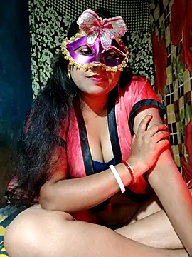 Snapshot of AparnaBoudi chatting on February 9, 6:34 pm AparnaBoudi online show from February 9, 6:34 pm