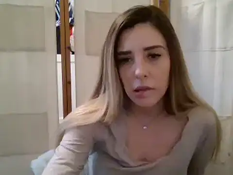 Snapshot of MissBella131 chatting on January 11, 12:50 pm MissBella131 online show from January 11, 12:50 pm