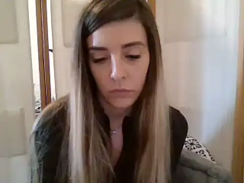 Snapshot of MissBella131 chatting on January 27, 3:39 pm MissBella131 online show from January 27, 3:39 pm