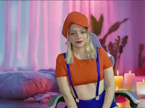 Snapshot of Dolce--Mia---Bianchi__07 chatting on March 10, 7:42 am Dolce--Mia---Bianchi 07 online show from March 10, 7:42 am