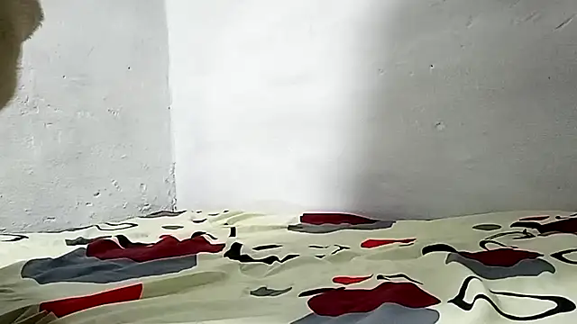 Snapshot of wilialex chatting on February 20, 10:04 pm wilialex online show from February 20, 10:04 pm