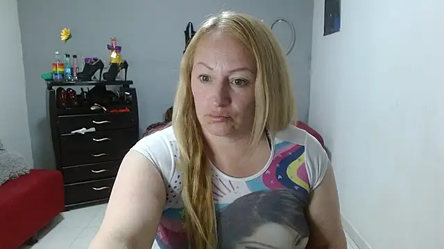 emperabigbootybigass online show from February 8, 3:21 pm