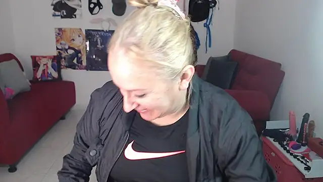 emperabigbootybigass online show from October 15, 12:16 pm