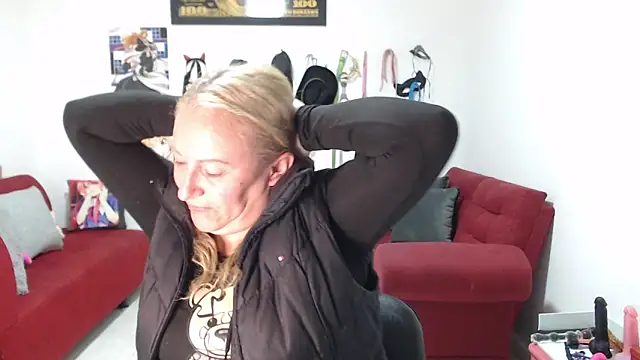 emperabigbootybigass online show from October 20, 12:16 pm