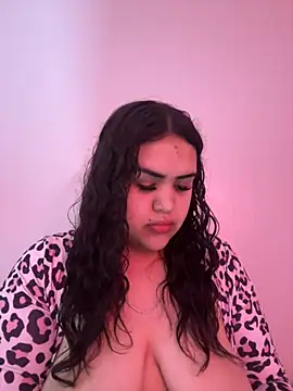 iTrapXXXBACKUP online show from February 9, 6:58 pm