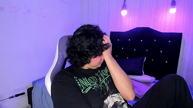 miku katsuragi online show from November 22, 11:48 pm