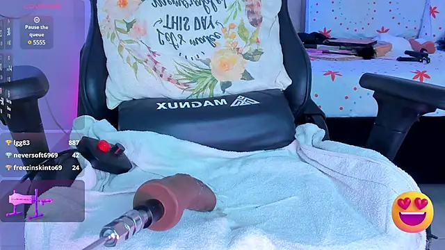 LizSheibaum online show from February 7, 8:55 am