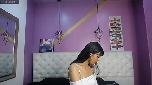 MadameDamn online show from December 14, 12:12 pm