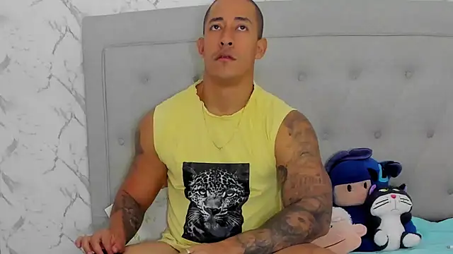 luigiferrara online show from March 15, 3:40 pm