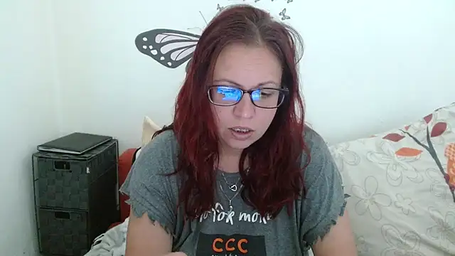 LadyHellene online show from May 2, 4:39 am