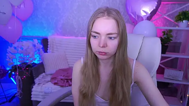 EmilySunshineS online show from February 19, 7:04 am