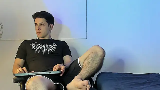 Snapshot of Adan_rivas_ chatting on March 5, 11:16 pm Adan rivas online show from March 5, 11:16 pm