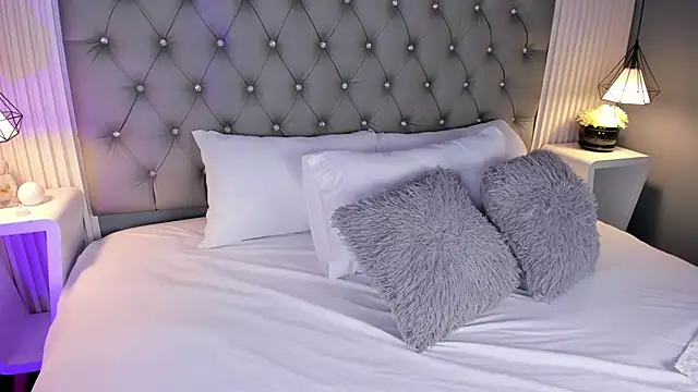 VioletthaRous online show from February 24, 10:41 pm