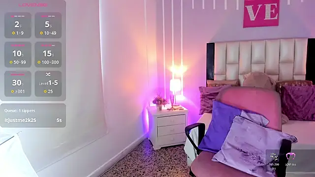 Andy Gamboa online show from November 14, 1:10 pm