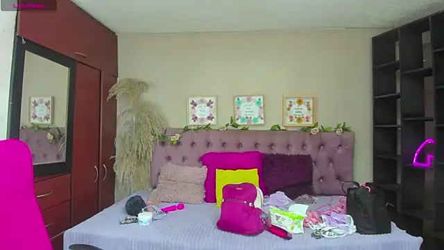  Pamela ebony online show from December 4, 1:09 pm