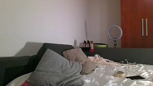 Snapshot of KarolinaReaper chatting on December 3, 7:55 pm KarolinaReaper online show from December 3, 7:55 pm