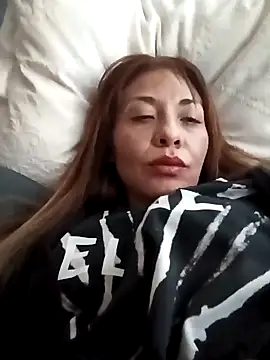 Snapshot of KarolinaReaper chatting on December 23, 3:01 pm KarolinaReaper online show from December 23, 3:01 pm