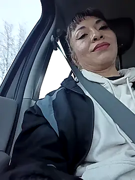 Snapshot of KarolinaReaper chatting on January 18, 1:29 pm KarolinaReaper online show from January 18, 1:29 pm