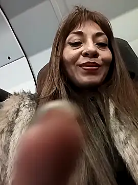 Snapshot of KarolinaReaper chatting on March 6, 8:41 am KarolinaReaper online show from March 6, 8:41 am