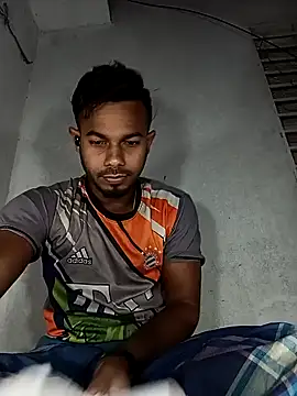 Snapshot of arafat_mia chatting on January 3, 2:21 am arafat mia online show from January 3, 2:21 am