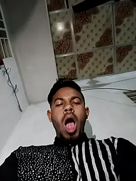 Snapshot of arafat_mia chatting on January 4, 10:45 pm arafat mia online show from January 4, 10:45 pm