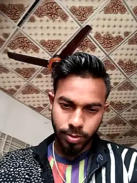 Snapshot of arafat_mia chatting on January 13, 8:15 am arafat mia online show from January 13, 8:15 am