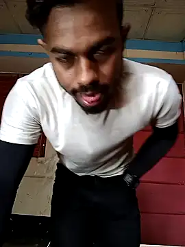 Snapshot of arafat_mia chatting on January 30, 5:09 am arafat mia online show from January 30, 5:09 am