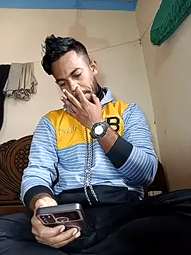 Snapshot of arafat_mia chatting on February 6, 3:16 am arafat mia online show from February 6, 3:16 am