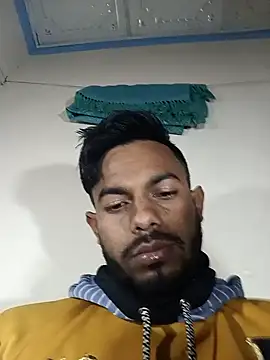 Snapshot of arafat_mia chatting on February 7, 1:25 am arafat mia online show from February 7, 1:25 am