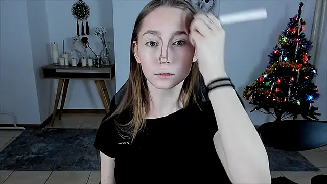 fuunnybunny online show from December 20, 1:22 pm