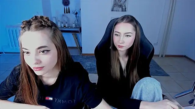 fuunnybunny online show from January 5, 4:38 pm