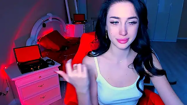 lovely desire online show from December 15, 9:03 am