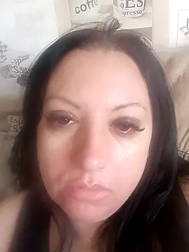 Snapshot of Veronica-Celie chatting on May 12, 5:48 am Veronica-Celie online show from May 12, 5:48 am