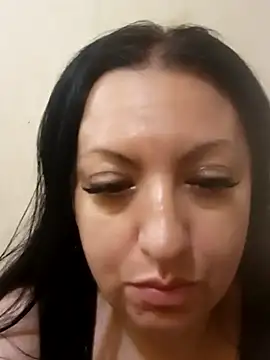 Snapshot of Veronica-Celie chatting on May 27, 7:55 pm Veronica-Celie online show from May 27, 7:55 pm